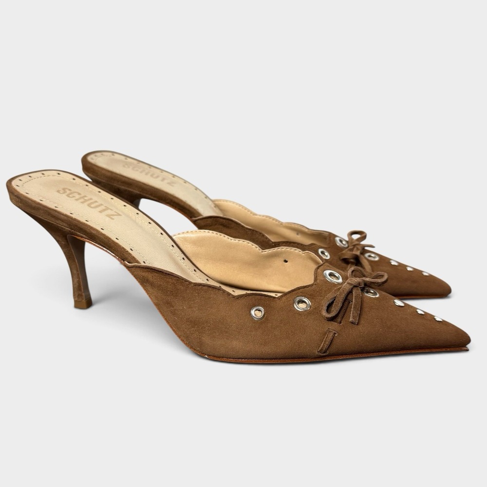 Schutz Hilly Pointed Toe Kitten Heels Mules Sz 8B Suede Brown Leather Bow Studs